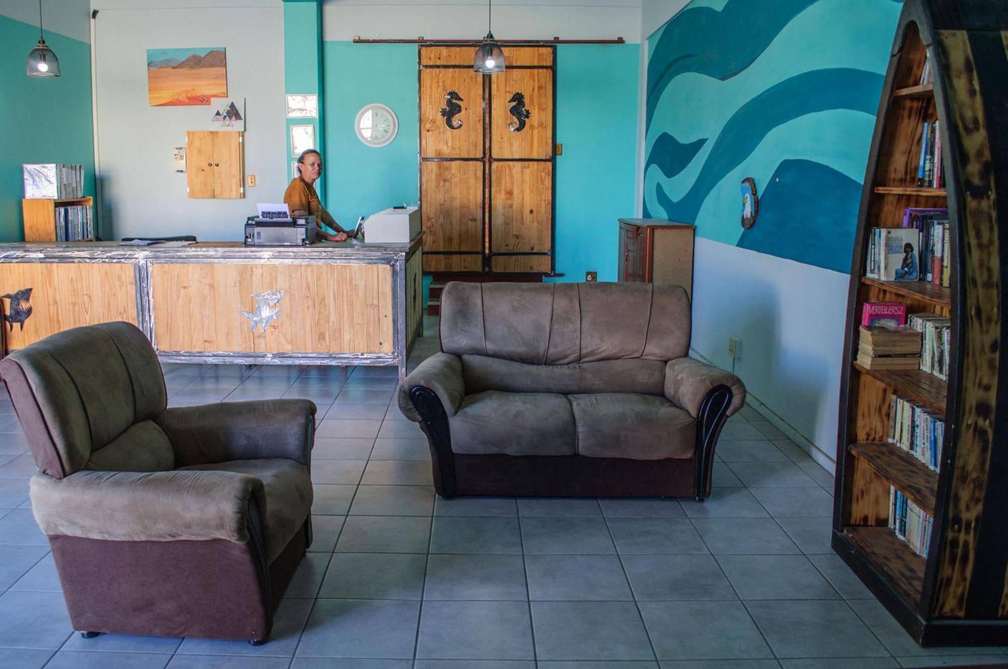 Oceanlife Guesthouse And Restaurant Luederitz Exterior foto